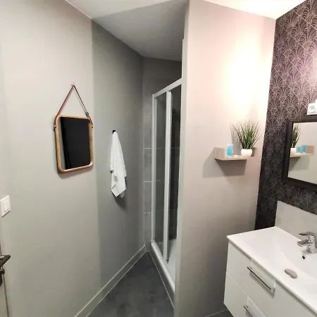 Le Guilhemery - Canal Du Midi - Free Parking