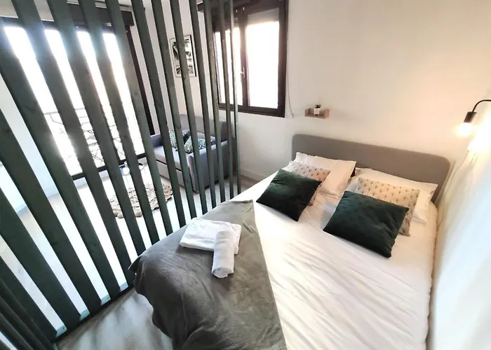 Le Guilhemery - Canal Du Midi - Free Parking *