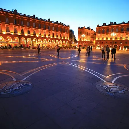 Le Guilhemery - Canal Du Midi - Free Parking